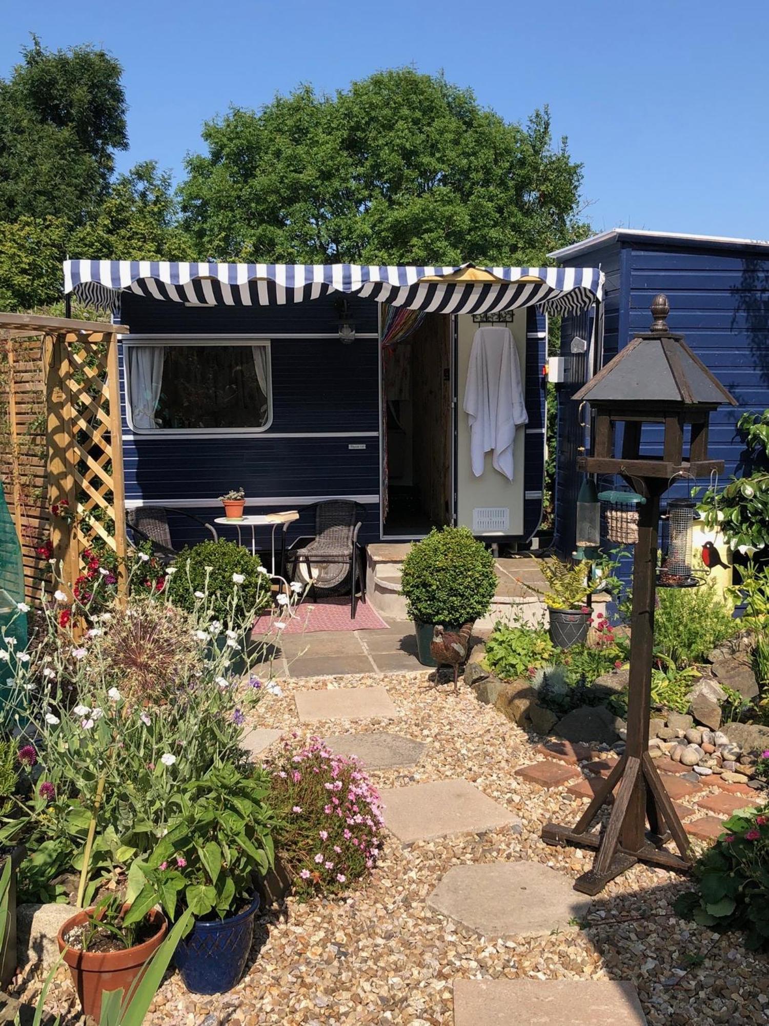 Down The Garden Path Vintage Caravan B&B , Dartmoor Newton Abbot Exteriör bild